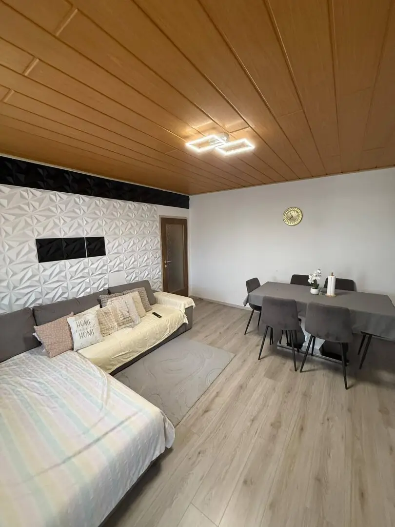 Open-ended rented 3-room apartment with loggia in St. Georgen am Steinfelde for sale