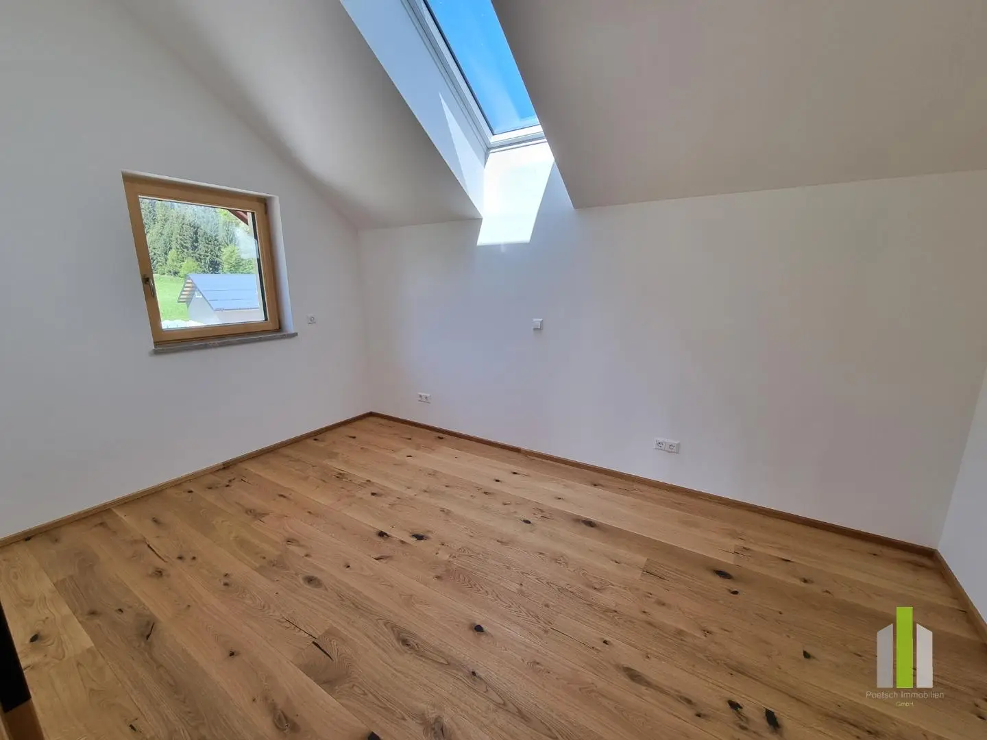 Sonnige Wohnung mit Südloggia und hochwertiger Küche