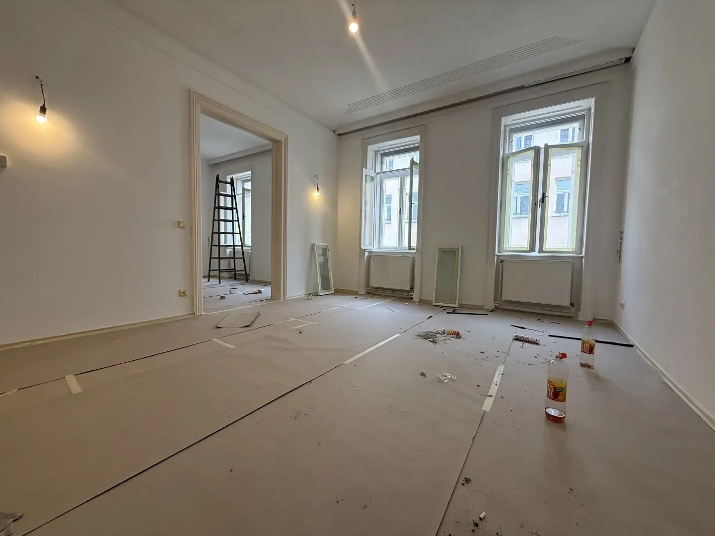 2-room apartment - old building in prime location in the 4th district