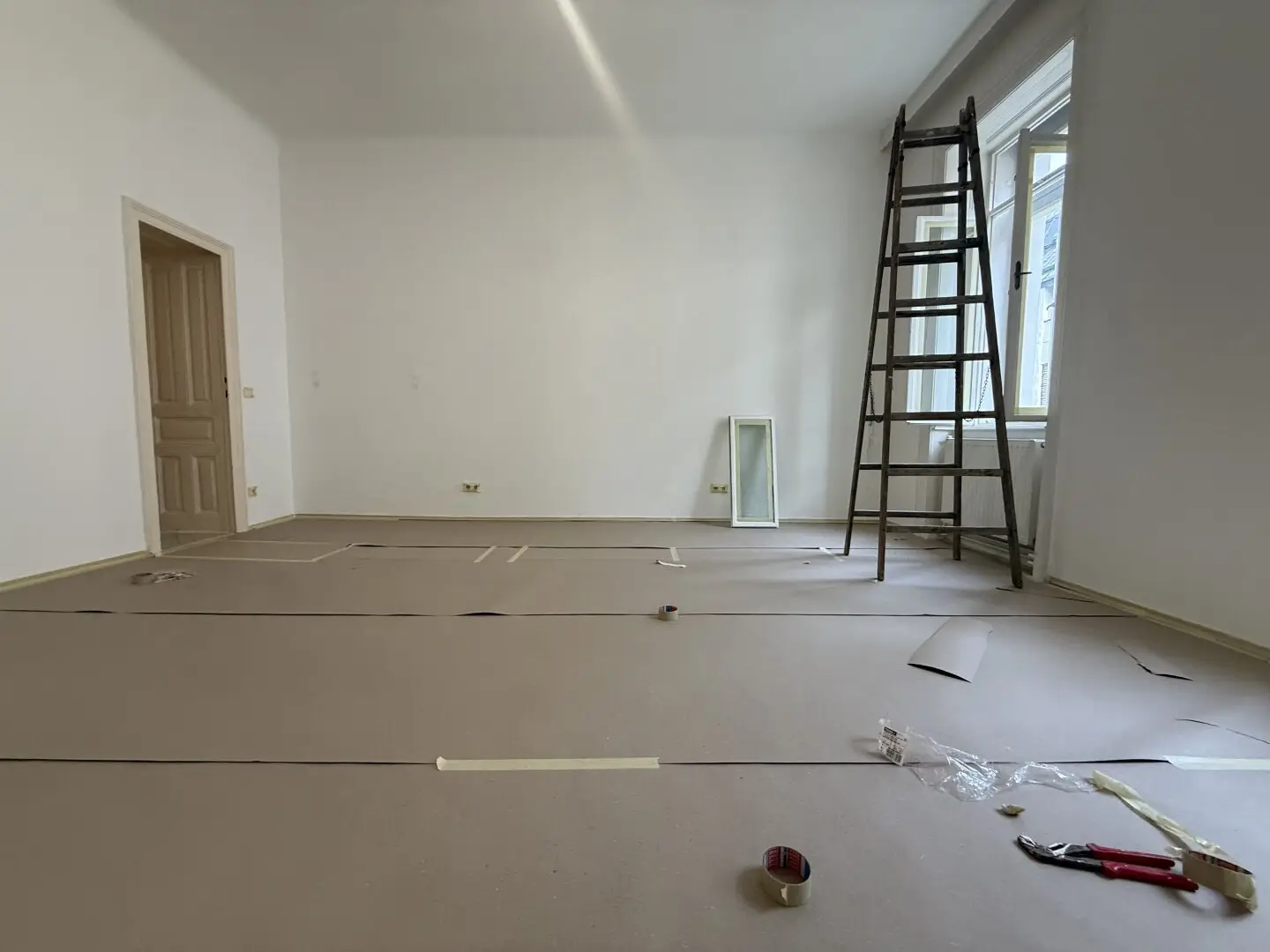 2-room apartment - old building in prime location in the 4th district