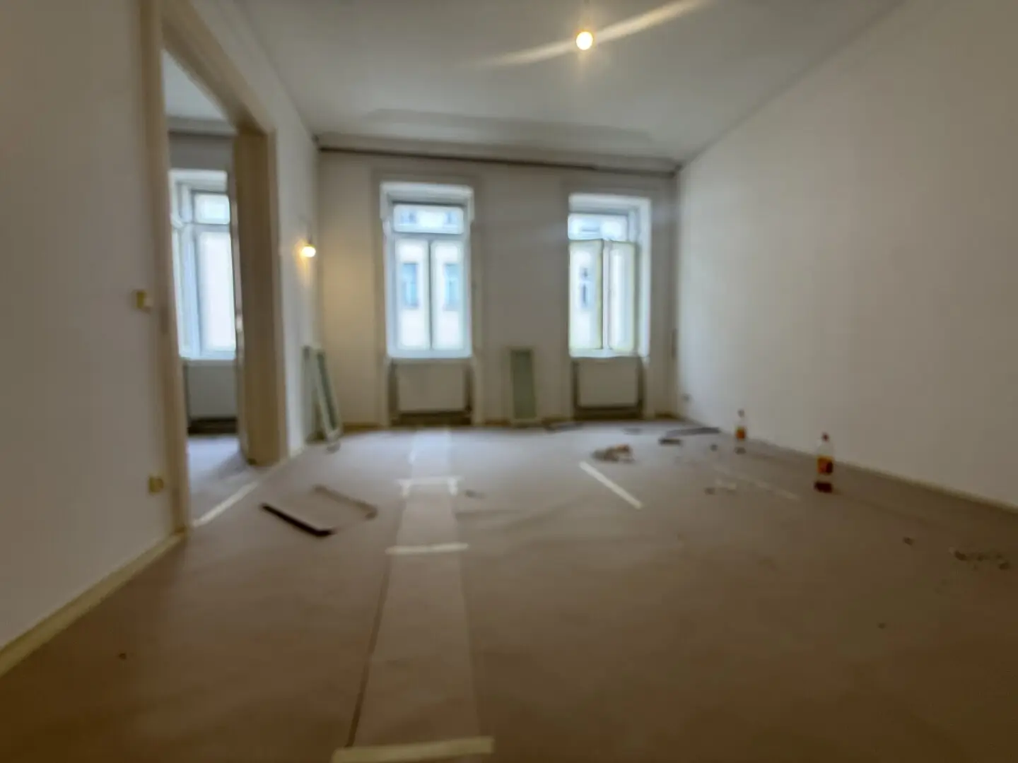 2-room apartment - old building in prime location in the 4th district