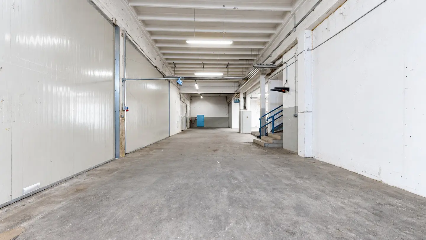 163 m² Lager im EG in Klagenfurt – Büroflächen optional