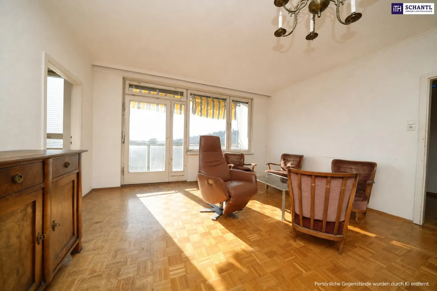 SKYLINE-FEELING ÜBER DEN DÄCHERN VON GRAZ! Großzügige 4-Zimmer-Wohnung mit 3 Balkonen in Bestlage