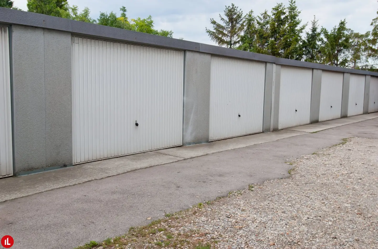 Schwechat | Garagenbox | 28 m² Nutzfläche | beste Verkehrsanbindung | sofort verfügbar