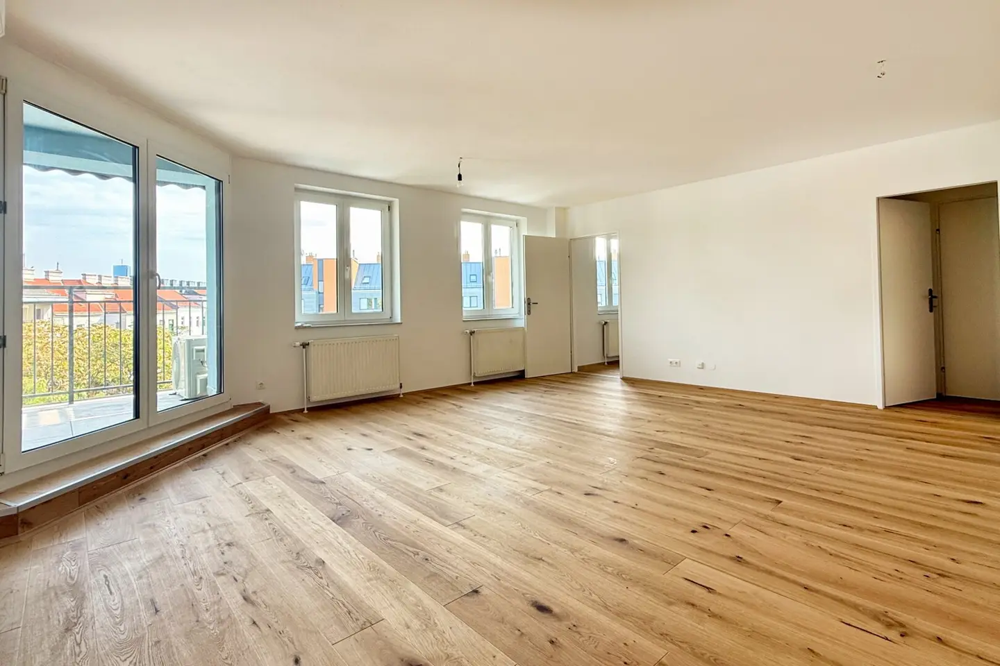 Great layout and no sloping walls 4 room penthouse apartment with terrace