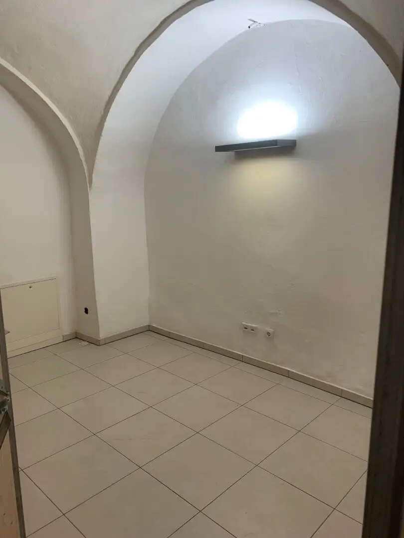 Storage space: Cellar compartments in the town centre of Schärding