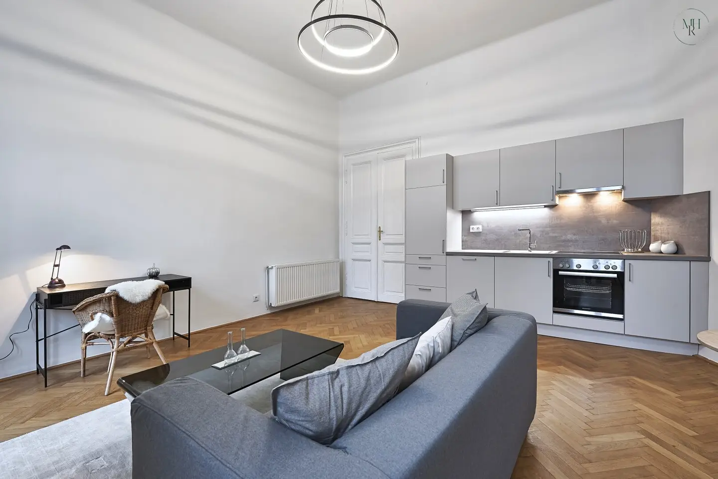Charmante 3-Zimmer Wohnung vollmöbliert bei Josefsplatz
