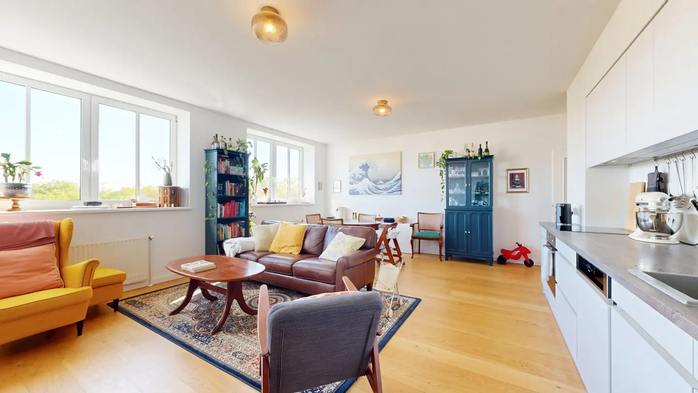 Beautiful 4-room apartment at Liechtensteinpark | 2 bathrooms | Elevator |