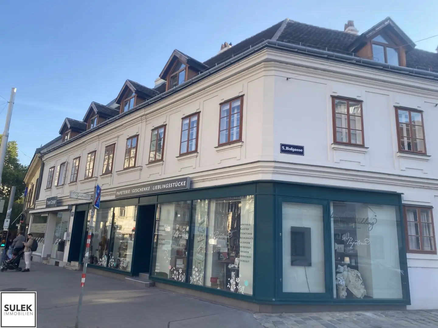 Garage parking space in the heart of Margareten (Hofgasse / Margaretenstraße) - Commission free for the tenant