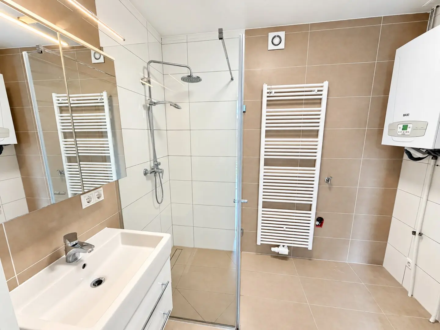 EIN HAUS WAR GESTERN – HIER BEKOMMEN SIE ZWEI | ca. 232 m² NFL | 8 Zimmer | Garten &amp; Terrasse