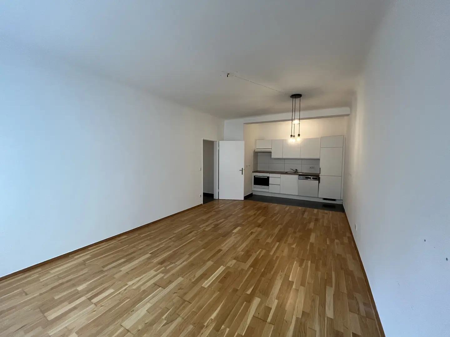 Apartment in well kept new building opposite the Donauinsel