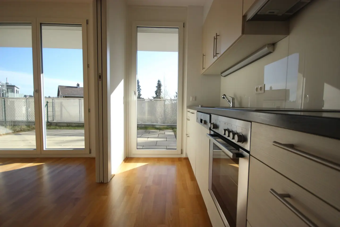GARTENWOHNUNG + BESTE LAGE + TERRASSE + TOPZUSTAND!