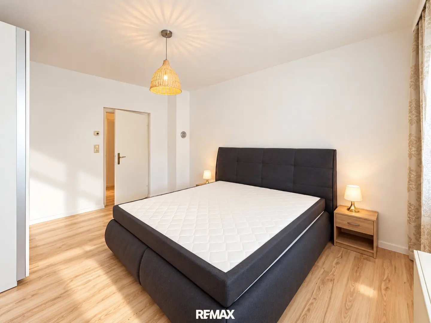 Helle 2-Zimmer-Wohnung mit Loggia, Lift &amp; Zentrumsnähe in Mürzzuschlag