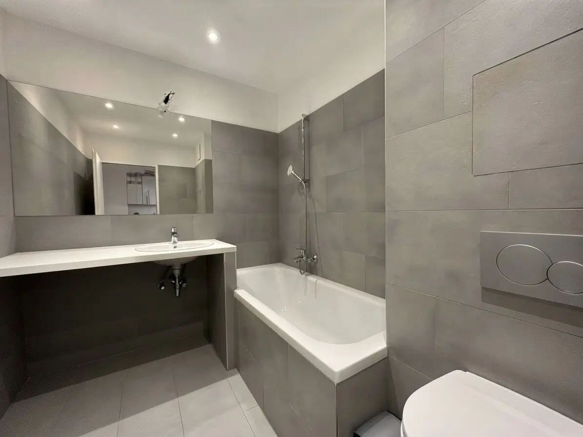 Spacious 2-room apartment in Strebersdorf with terrace