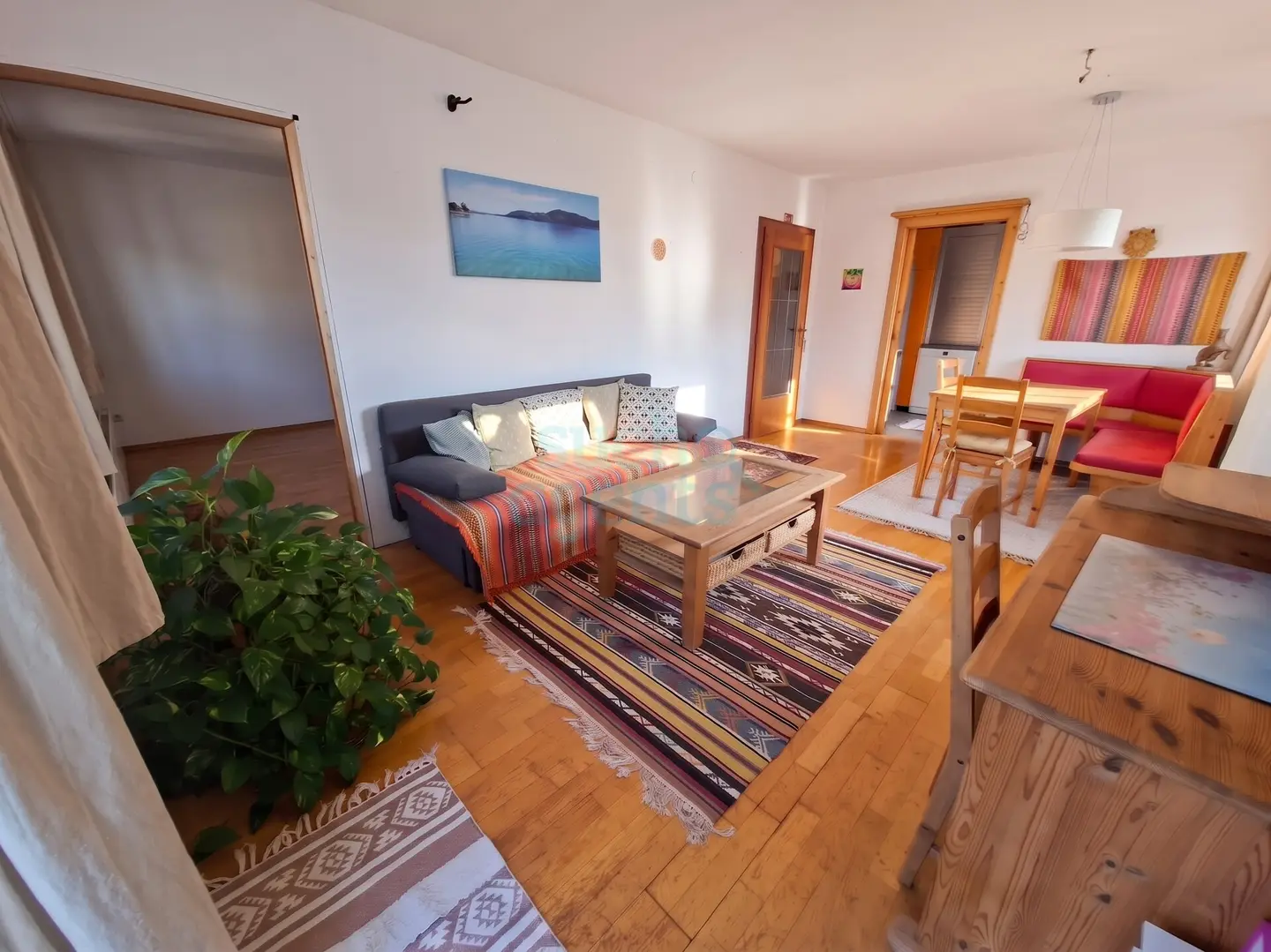Familienwohnung mit zwei Balkonen und Gemeinschaftsgarten