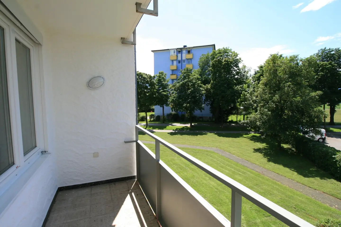 Sunny 4-room apartment in Salzburg Taxham