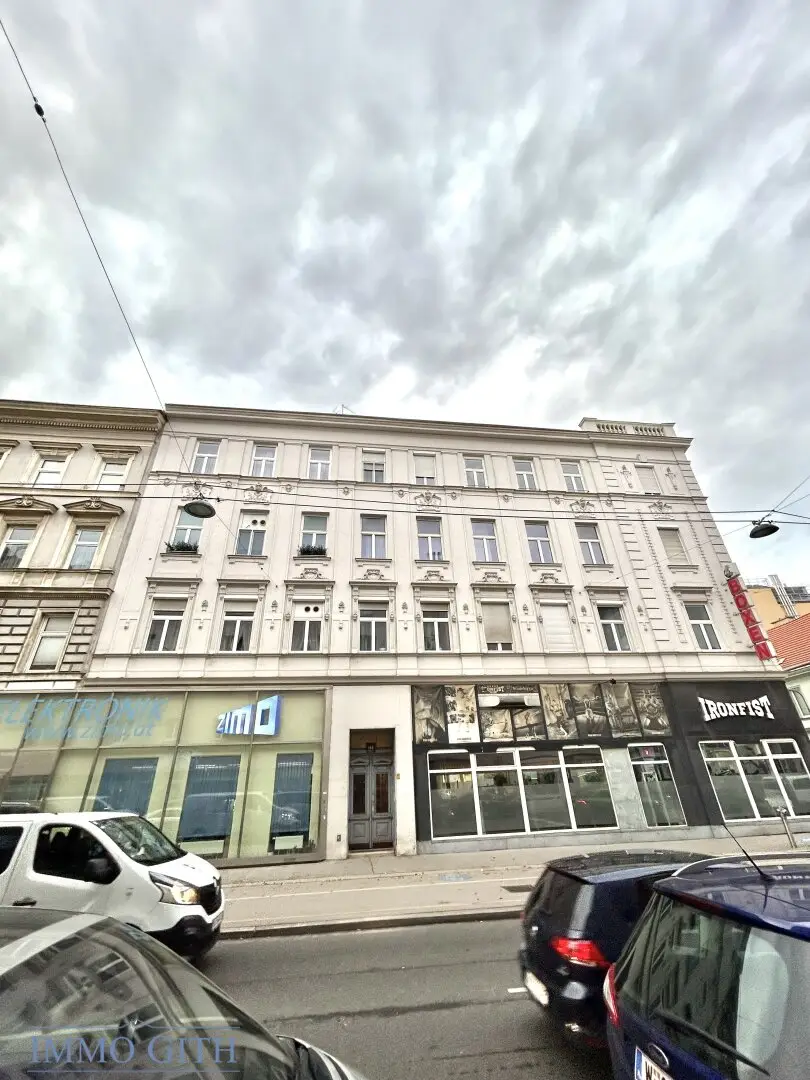 RENOVATED OLD BUILDING JEWEL: COMMISSION-FREE, UNLIMITED 133 m² 4-ROOM APARTMENT, FLATSHARE SUITABLE, NEAR U4/U6 FOR RENT