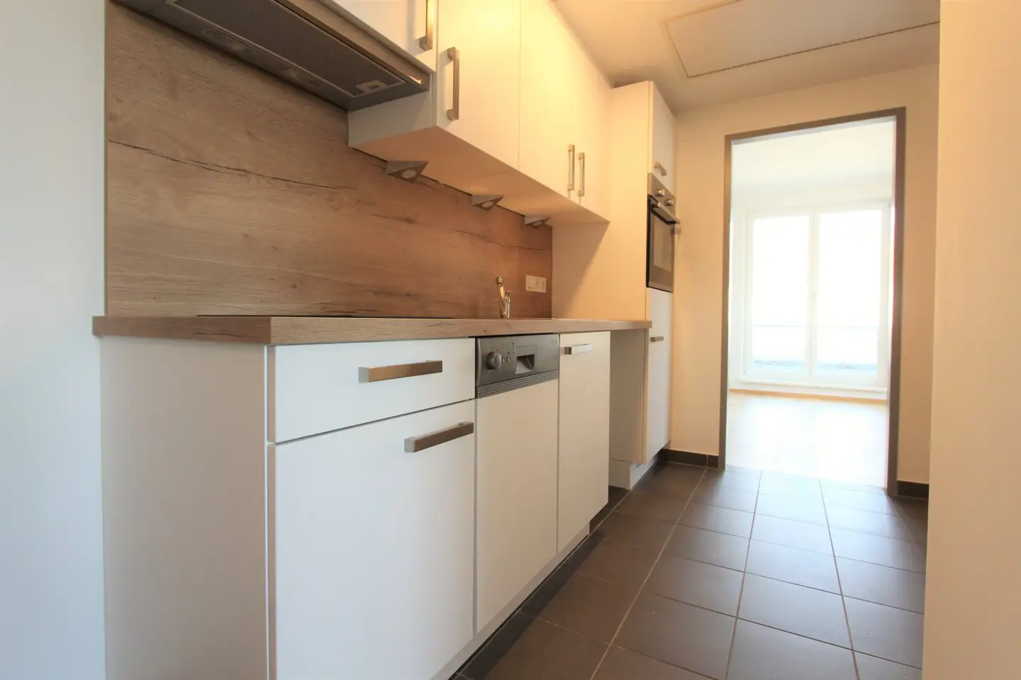 2-room attic apartment with 39 m² terrace in the 21st district