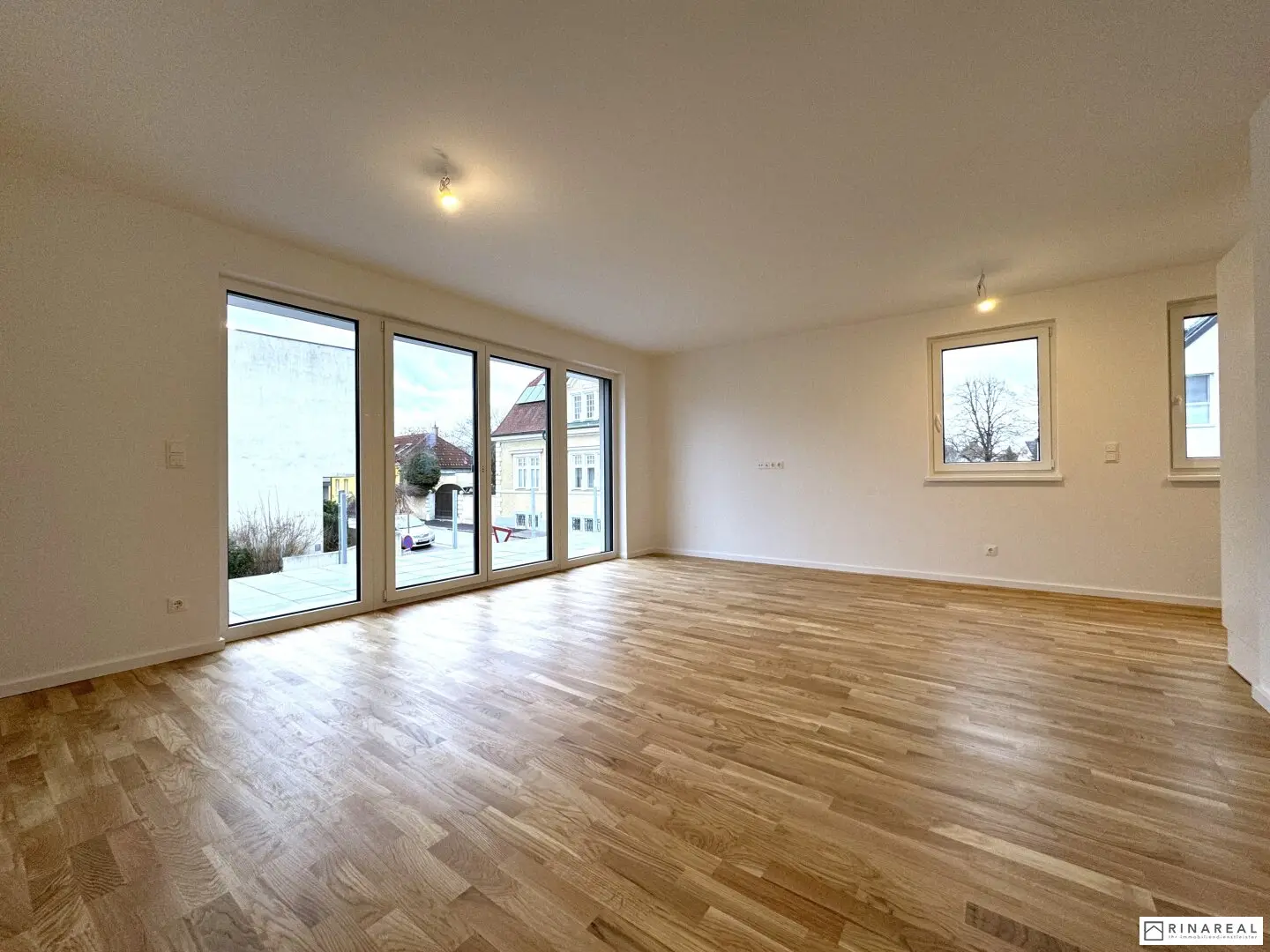 Blumengasse, 2-room apartment with balcony | 1st floor | New build first occupancy | Air conditioning | Fitted kitchen | plus underground parking space | from 1 January 2027