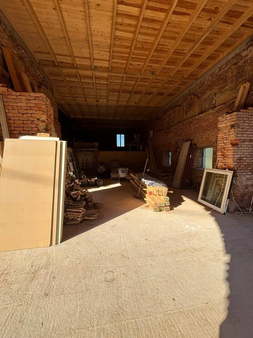 235 m² storage space for rent flexibly usable