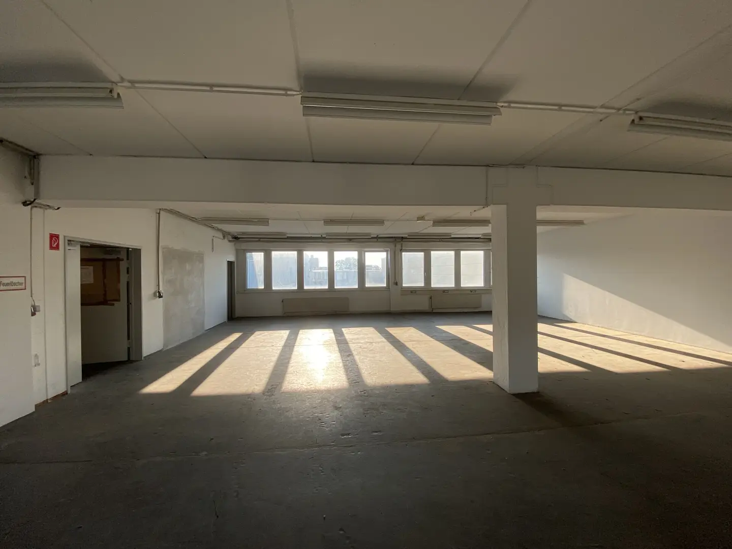 Bright accessible office space with parking Apartment