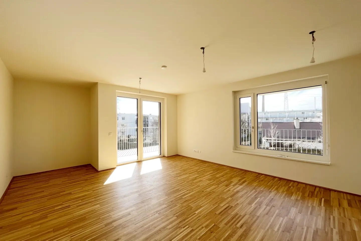 Lichtdurchflutete Wohnung mit Balkon in Jakomini Verde