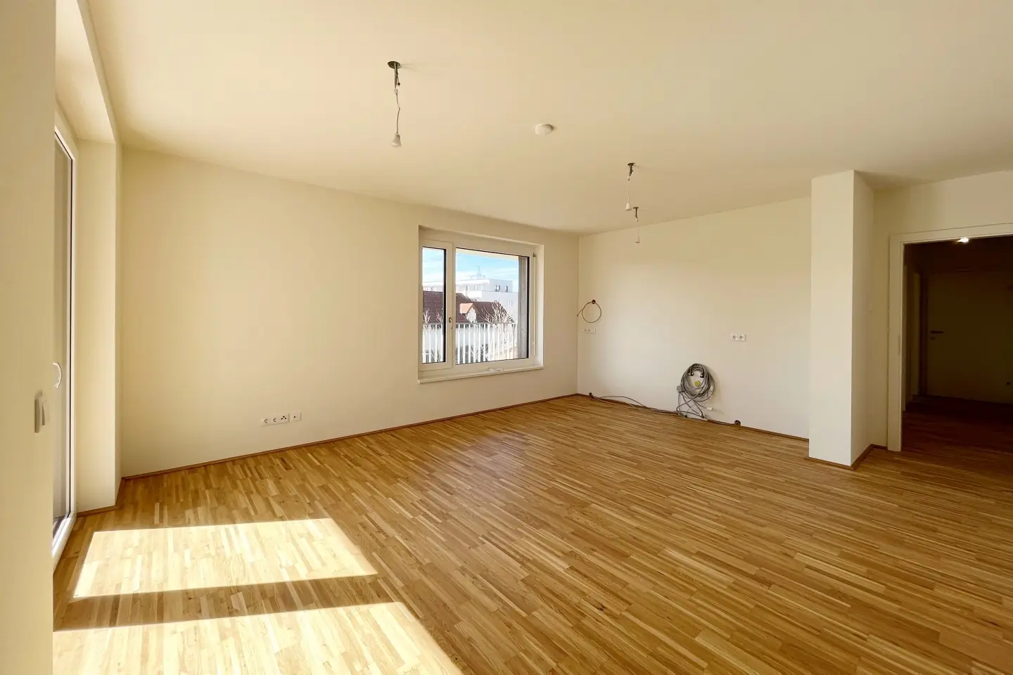 Lichtdurchflutete Wohnung mit Balkon in Jakomini Verde