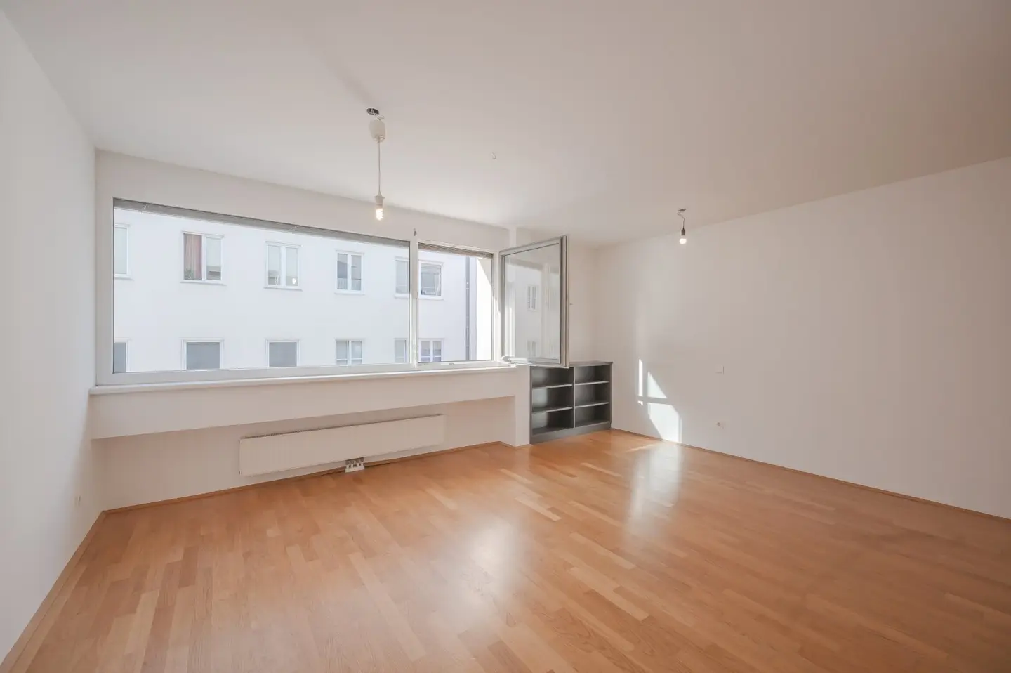 Commission-free Alsergrund at its best – 3-room apartment with balcony