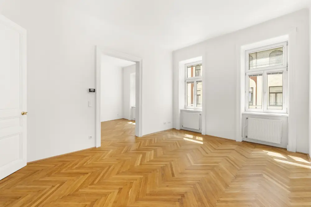 Stilvolle Altbauwohnung mit Charme und neuem Aufzug