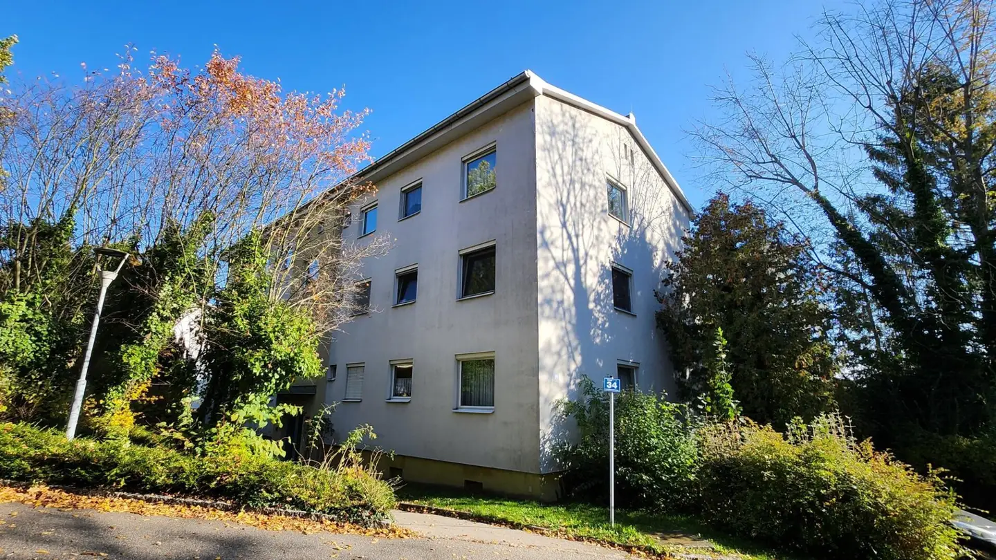 3-Zimmerwohnung - mit Freifläche!