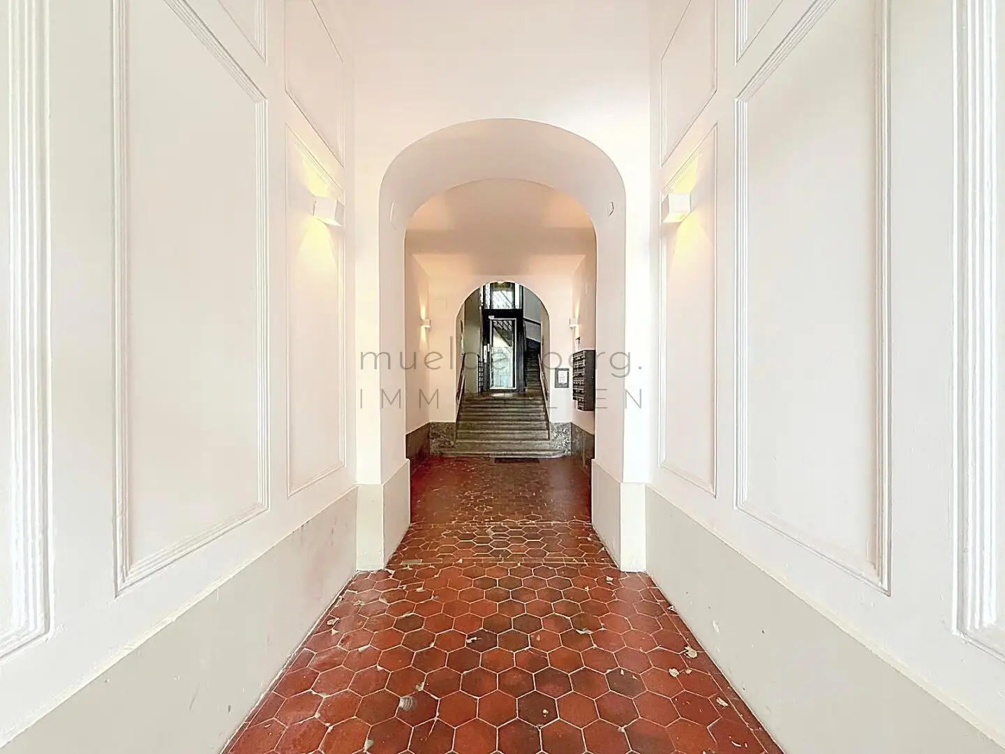2-room apartment with garden and fitted kitchen in 1020 Vienna