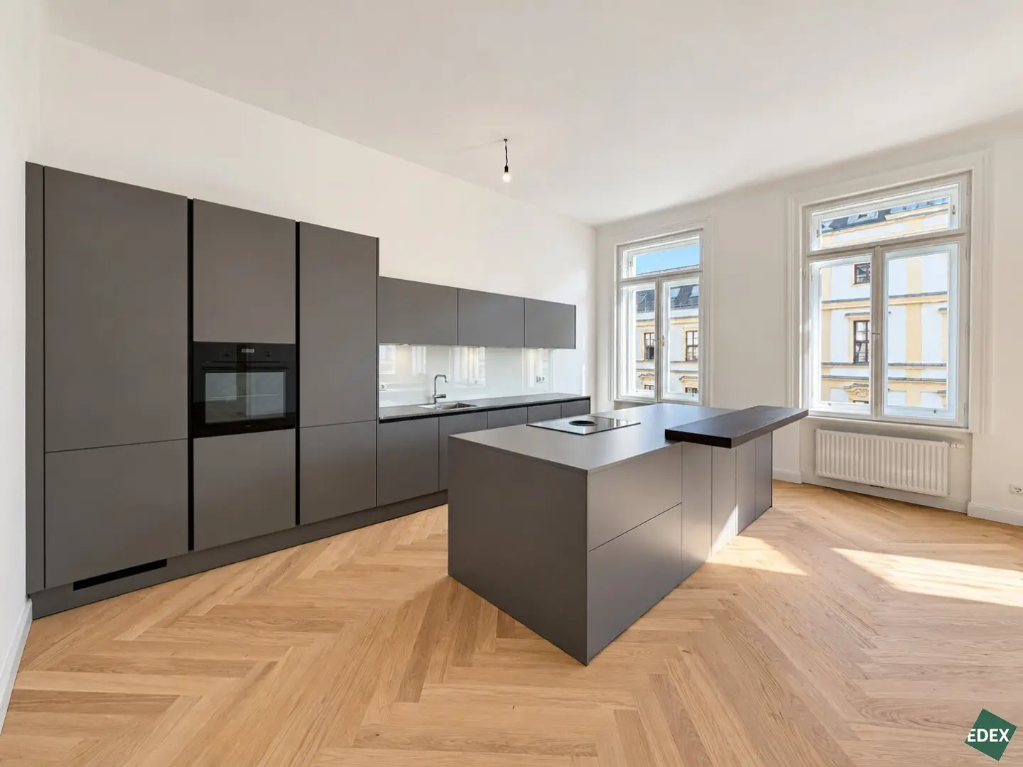First occupancy after renovation | Stunning 5-room period apartment in an attractive location of the 7th district