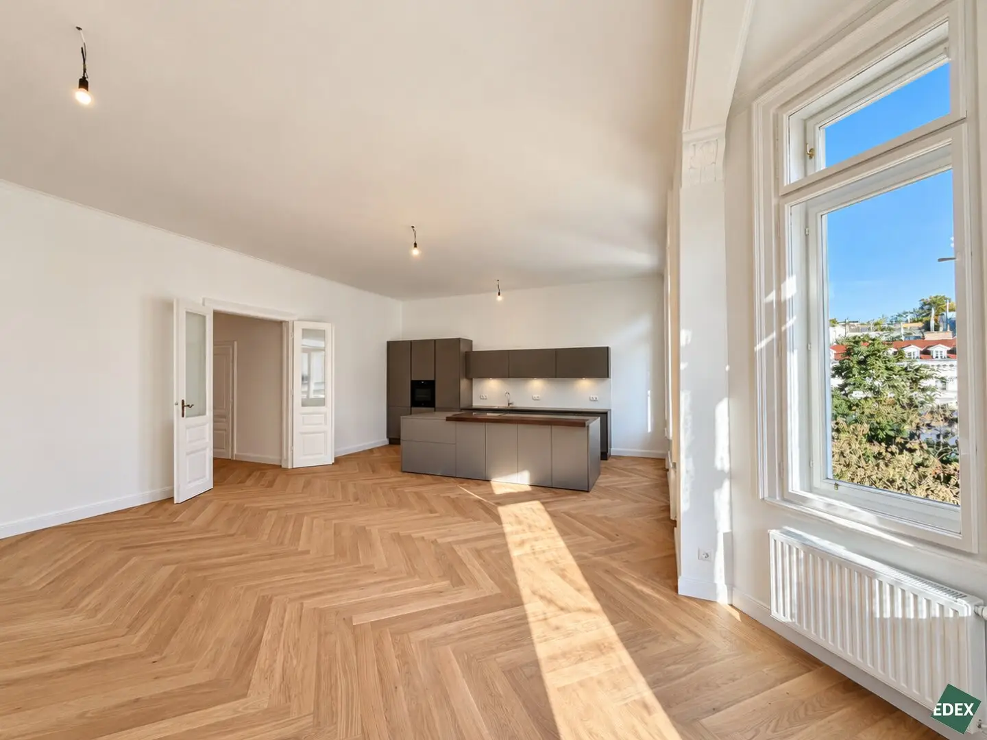 First occupancy after renovation | Stunning 5-room period apartment in an attractive location of the 7th district