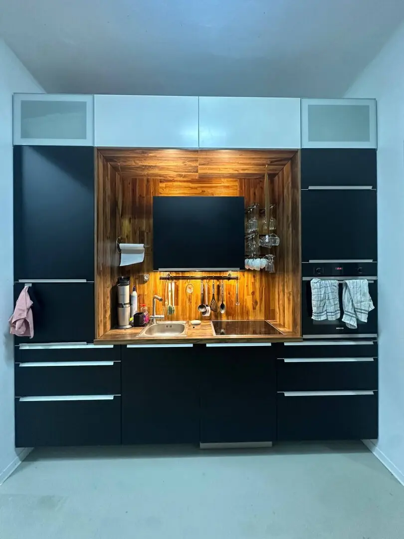 1160 Vienna - spacious apartment - entire floor