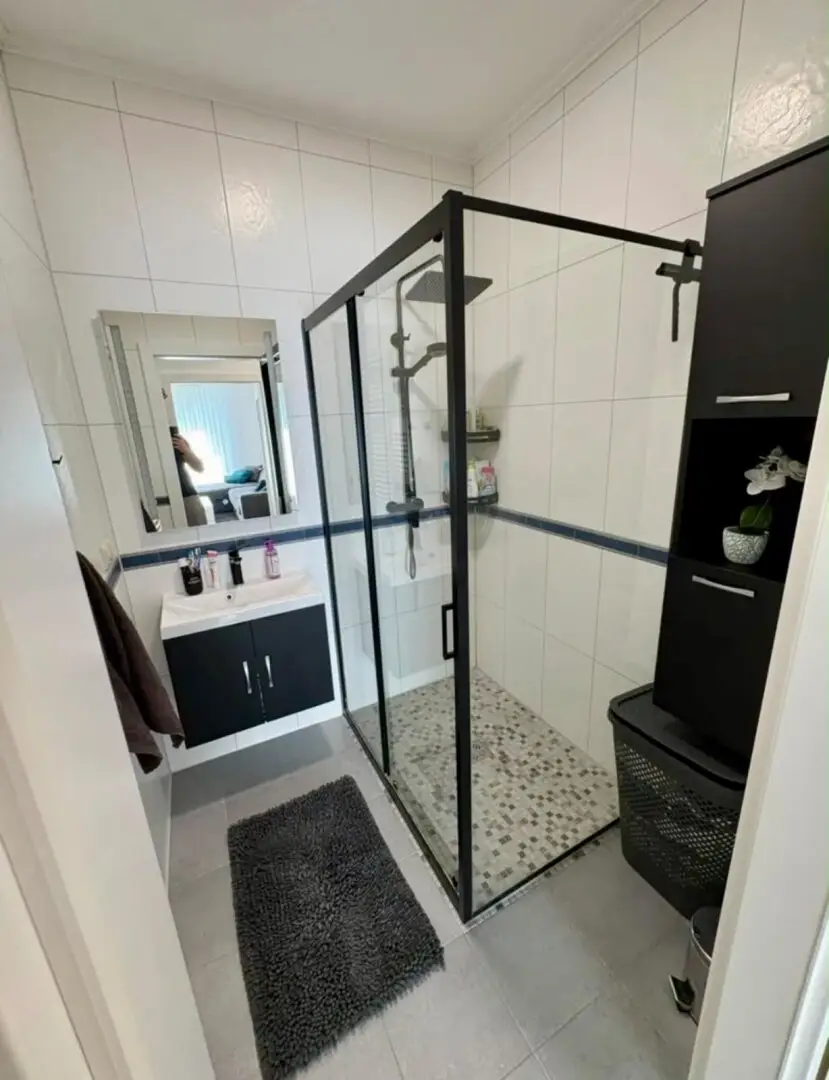 Anlage aufgepasst !!! 3-Zimmer Wohnung in Graz, Renoviert mit Balkon, Loggia &amp; Garage!