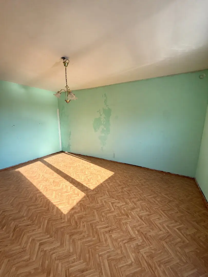Sanierungsbedürftige Neubauwohnung 1210 zu kaufen