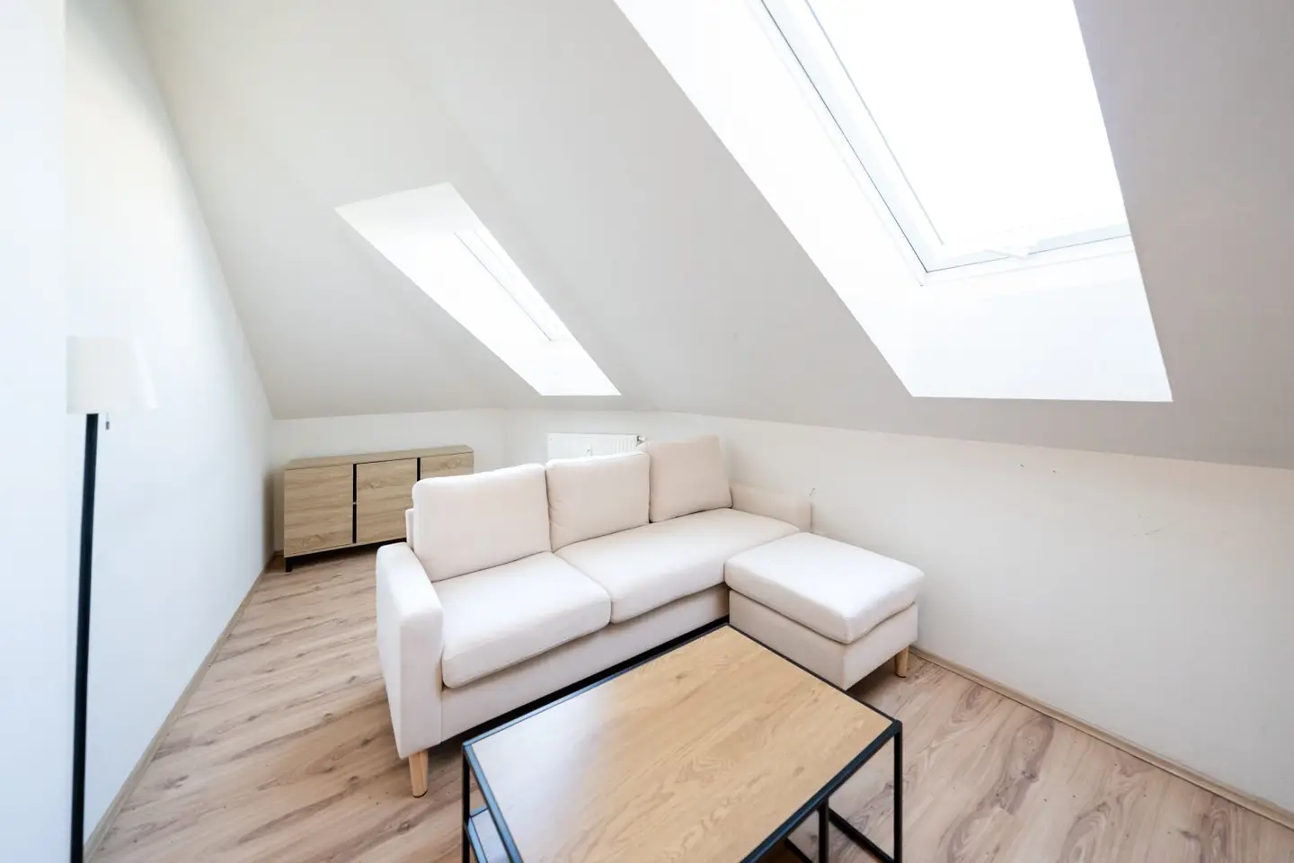 Eigentum statt Miete: Vollmöblierte 57 m² Dachgeschosswohnung in Graz-Puntigam