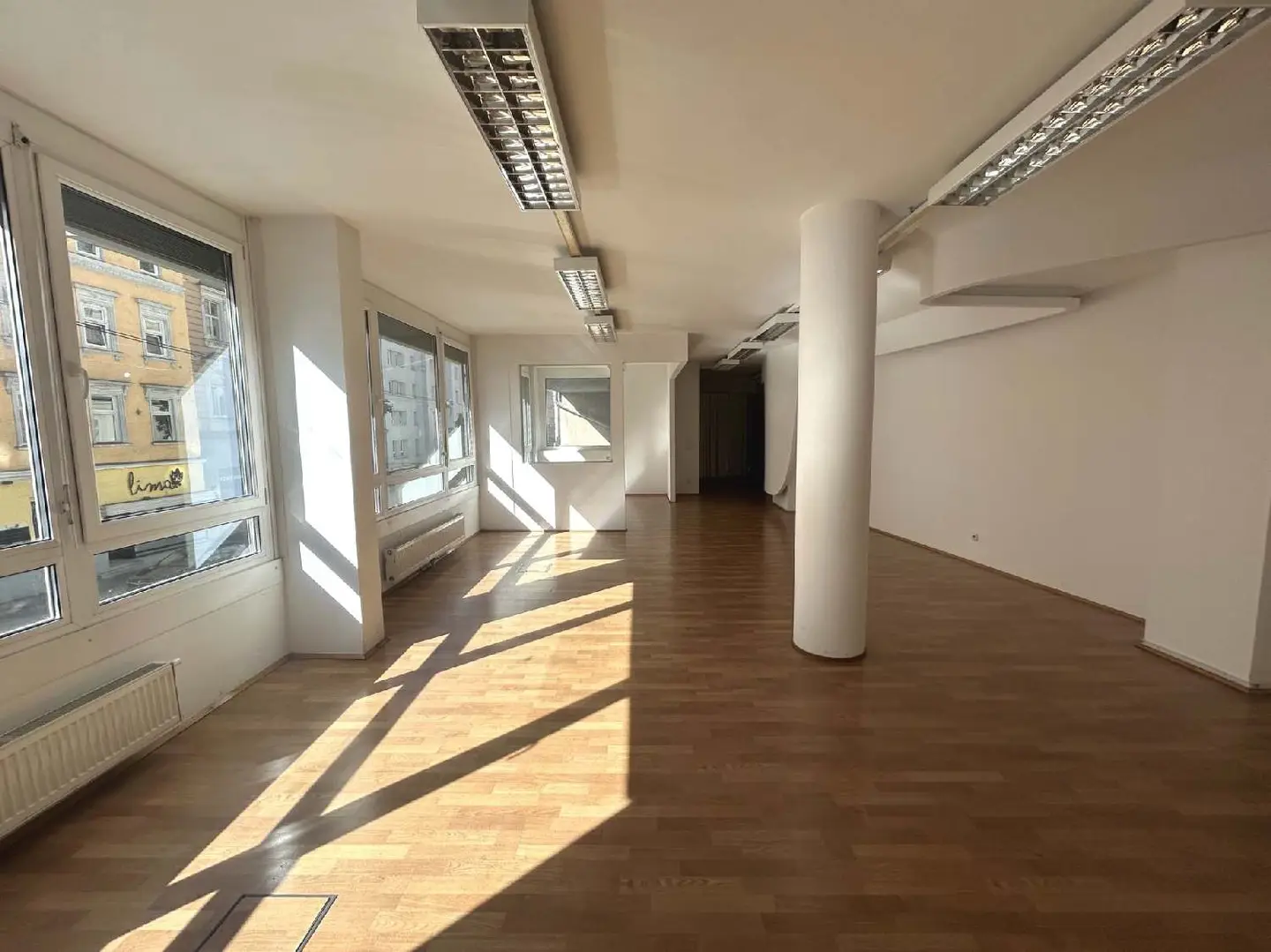 Büro IIII