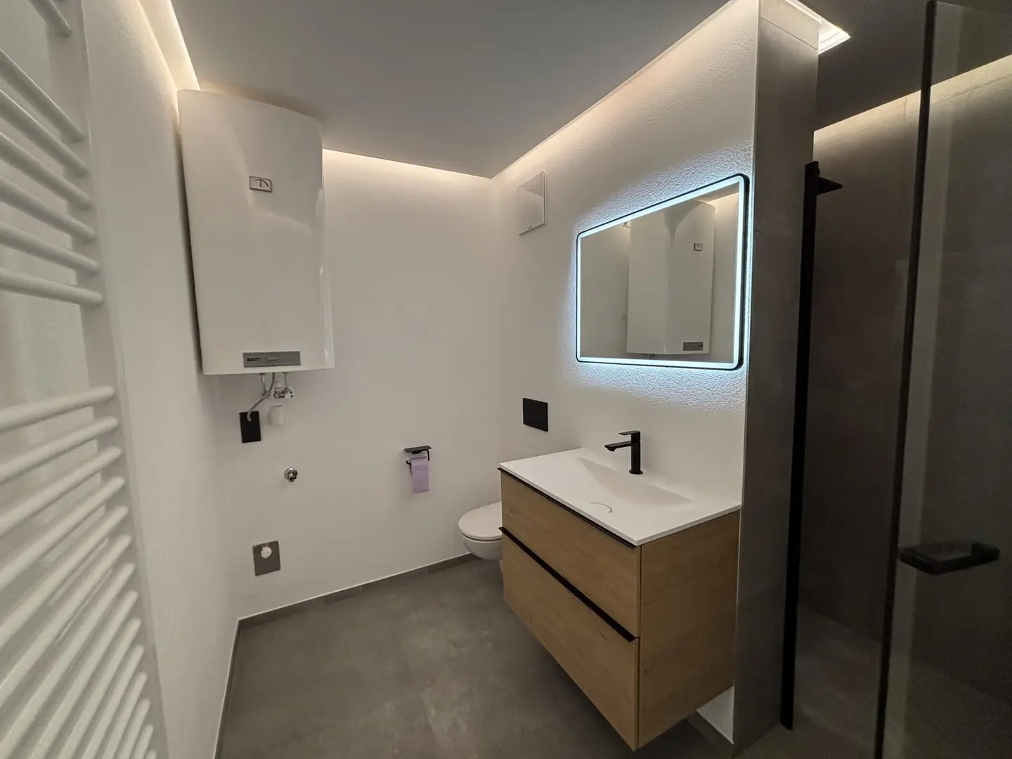 Sanierte Wohnung mit Lift und Bergblick