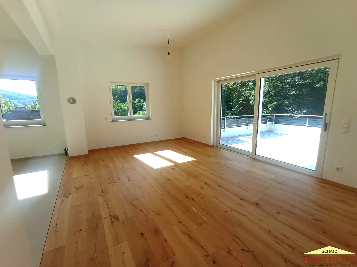 Erstbezug Terrassenwohnung 82m² mit Fußbodenheizung &amp; Südbalkon in St. Corona am Wechsel