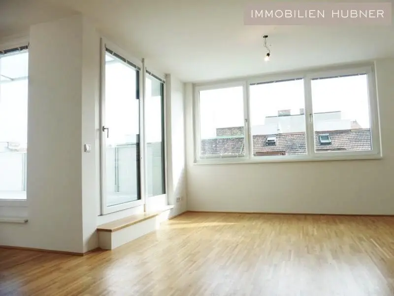 Sonnige Dachgeschosswohnung mit großer Westterrasse
