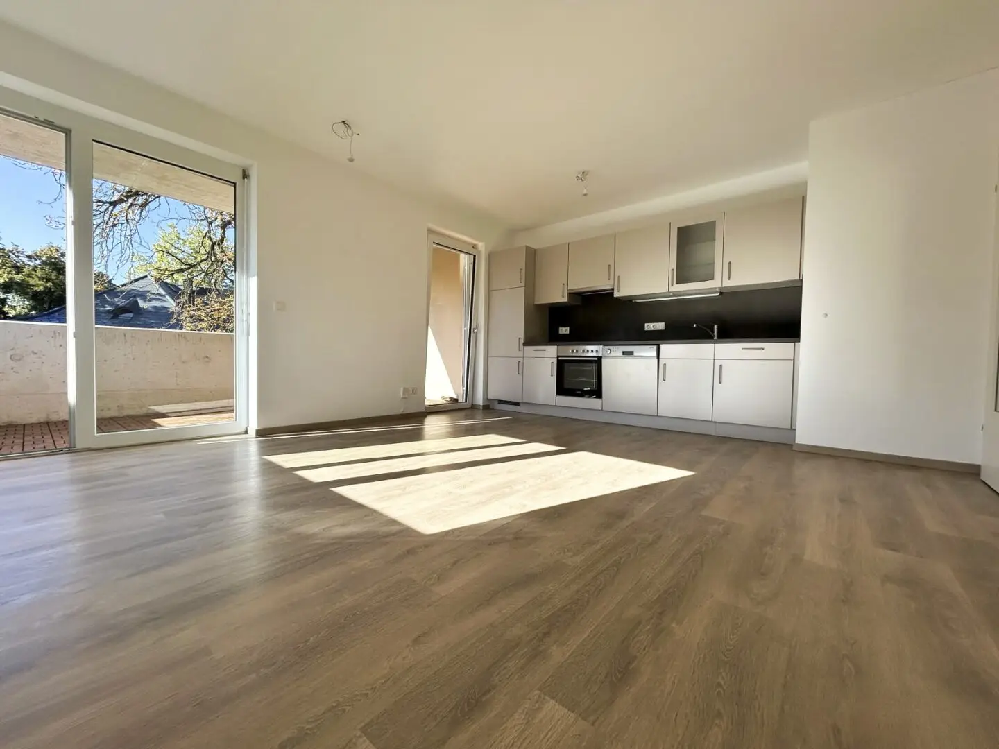 Lively 3-room apartment seeks lively tenant!