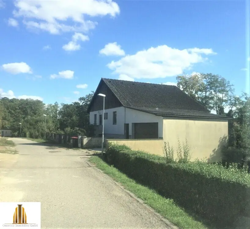 Einfamilienhaus in ruhiger Lage, mit wunderschönem großen Garten Nähe Ravelsbach im Weinviertel!