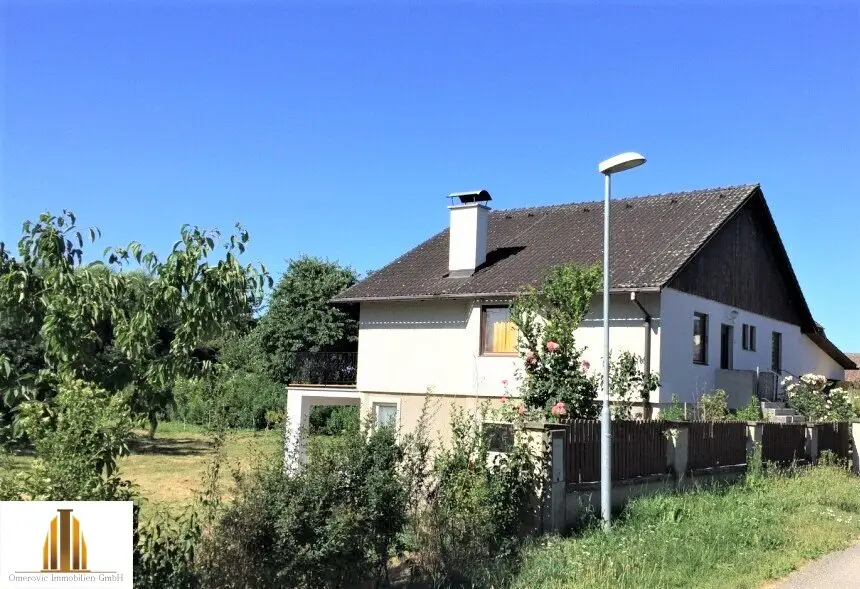 Einfamilienhaus in ruhiger Lage, mit wunderschönem großen Garten Nähe Ravelsbach im Weinviertel!