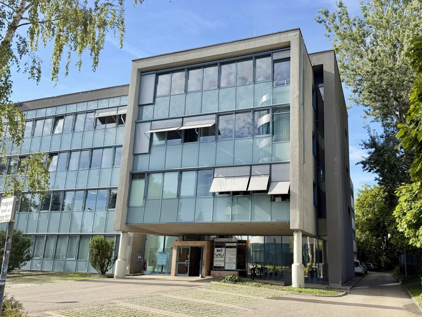 Repräsentative, sofort bezugsfertige Büroflächen in verkehrsgünstiger Lage in Linz