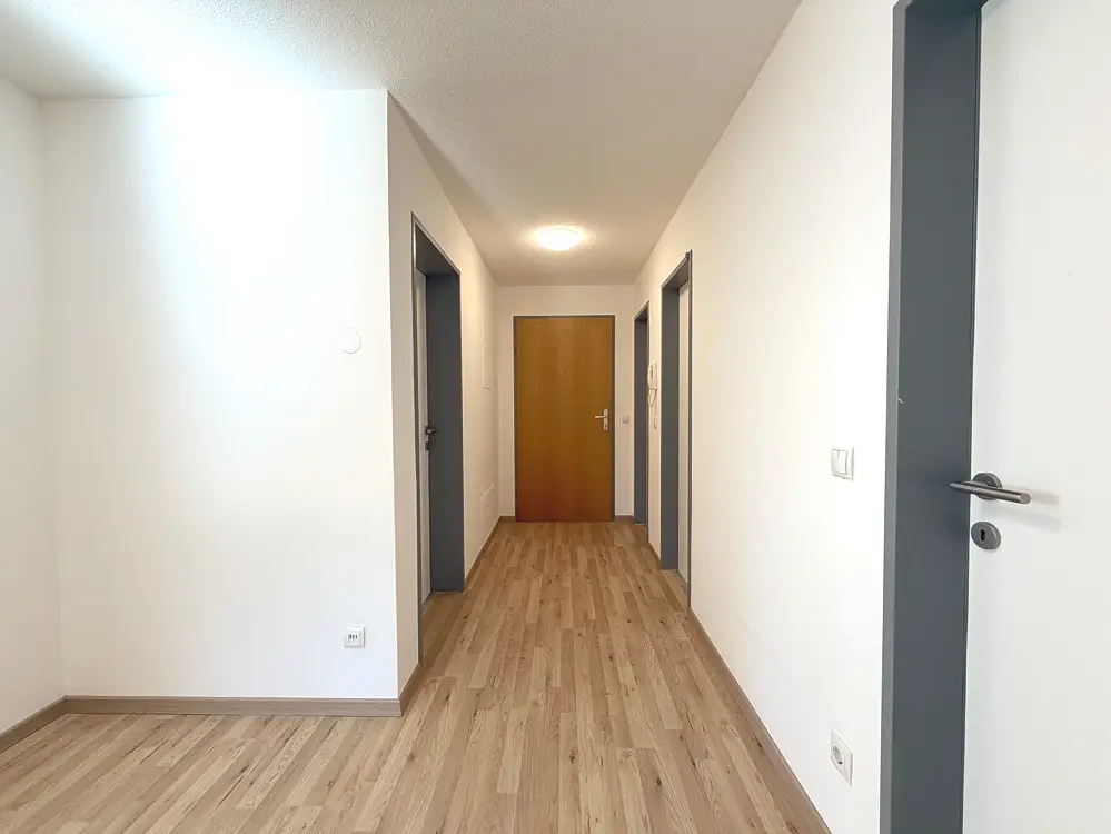 Lichtdurchflutete Dachgeschosswohnung mit Balkon