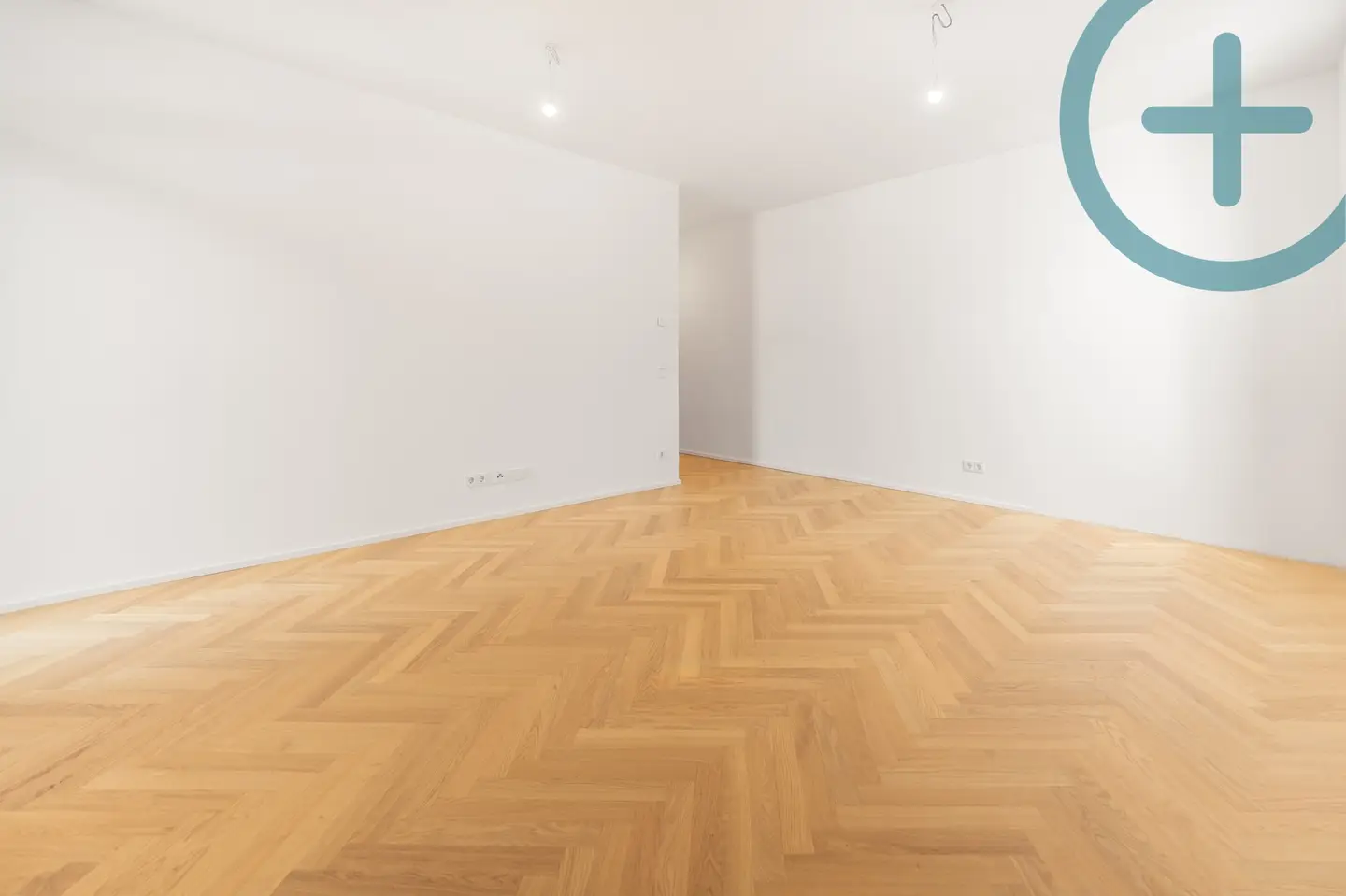 Altbauwohnung mit großzügigem Balkon und Charme