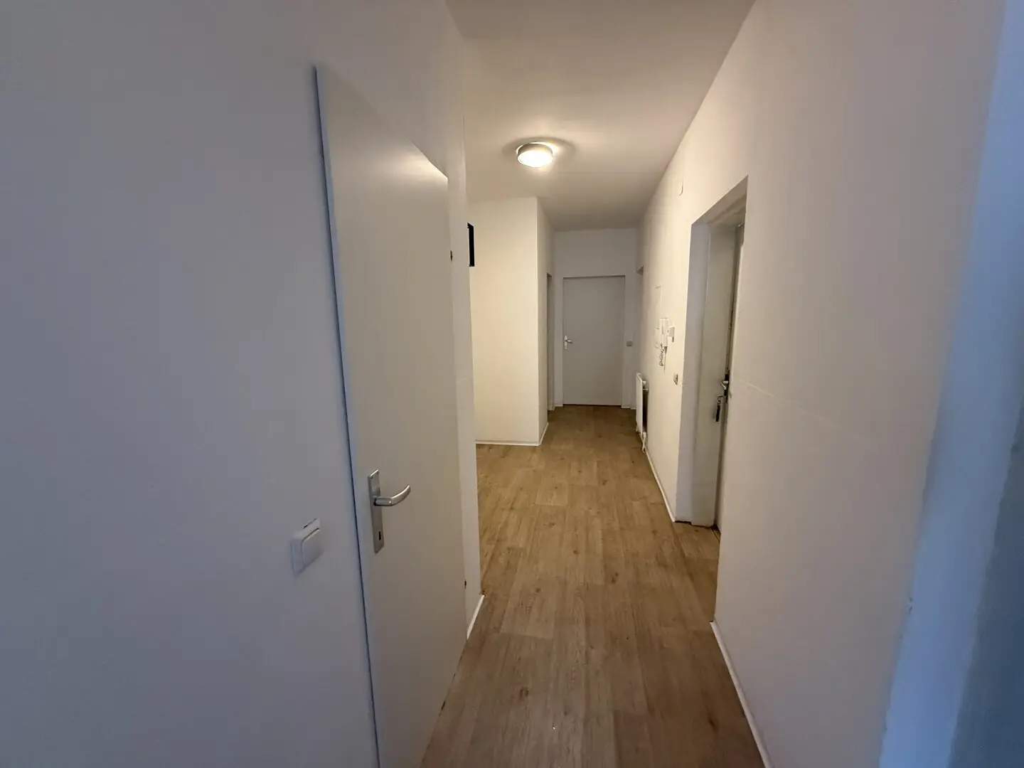 GARTENWOHNUNG 4-Zimmer-Wohnung inkl. Parkplatz