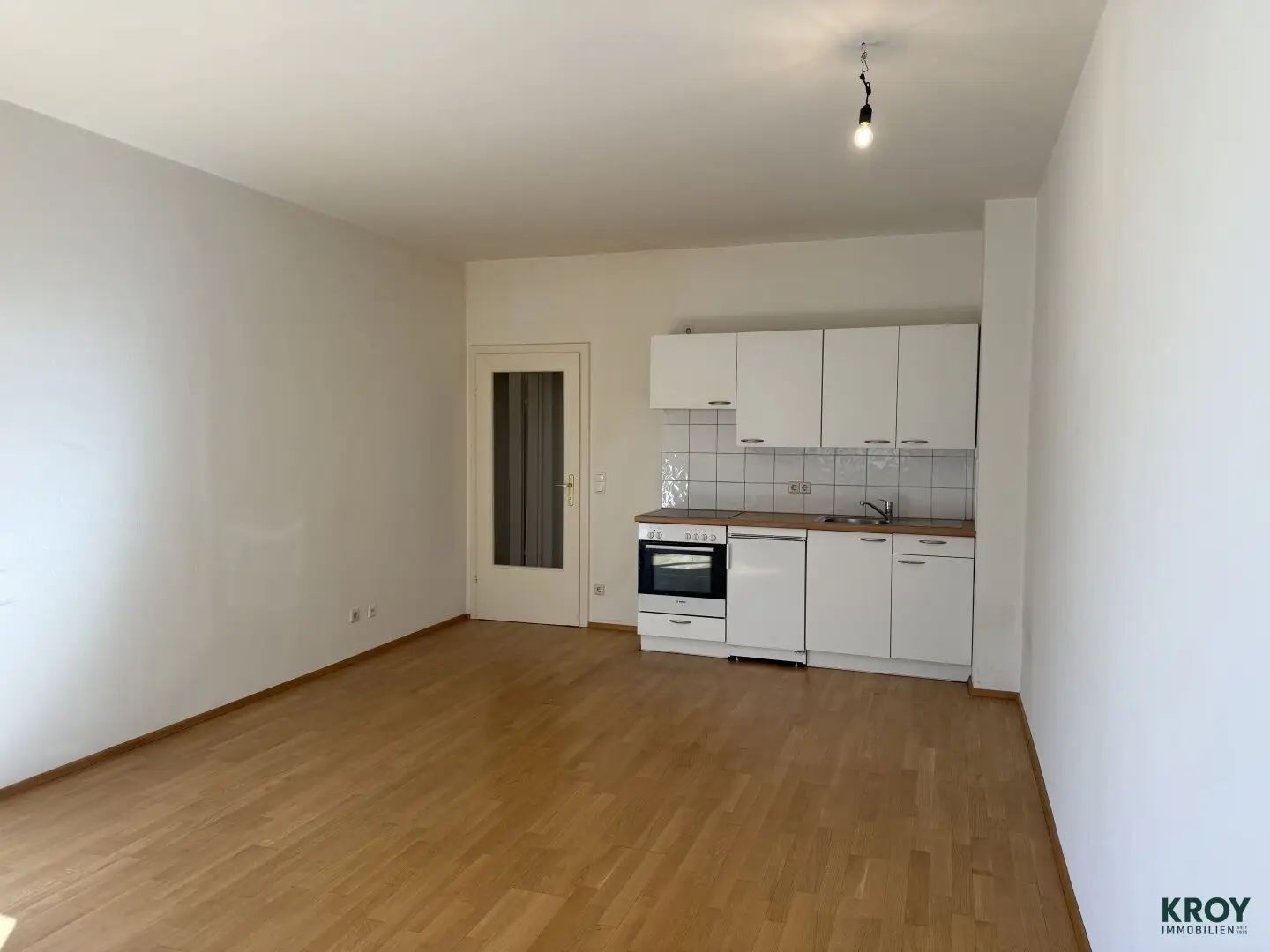 Beautiful 2 room apartment - Near main train station