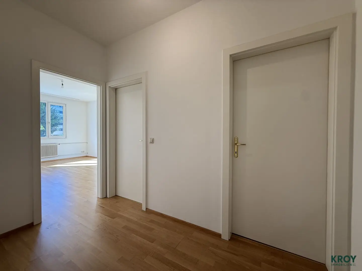 Beautiful 2 room apartment - Near main train station